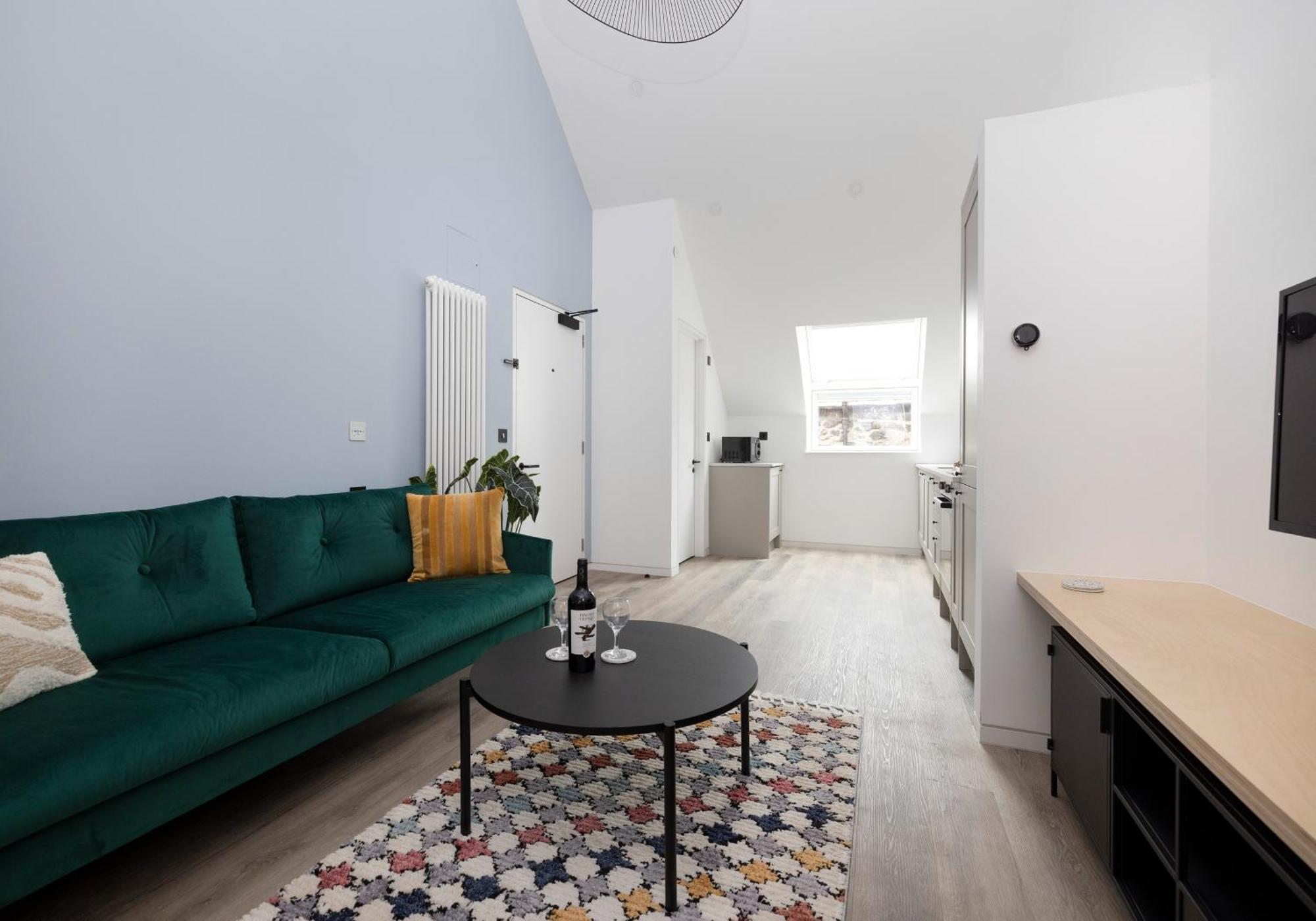 Charming Near Holyrood Park & Calton Hill Appartement Edinburgh